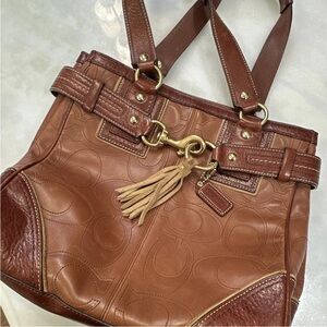 RARE Coach ALL LEATHER, Suede trim/accents signature brown/tan Satchel MINT